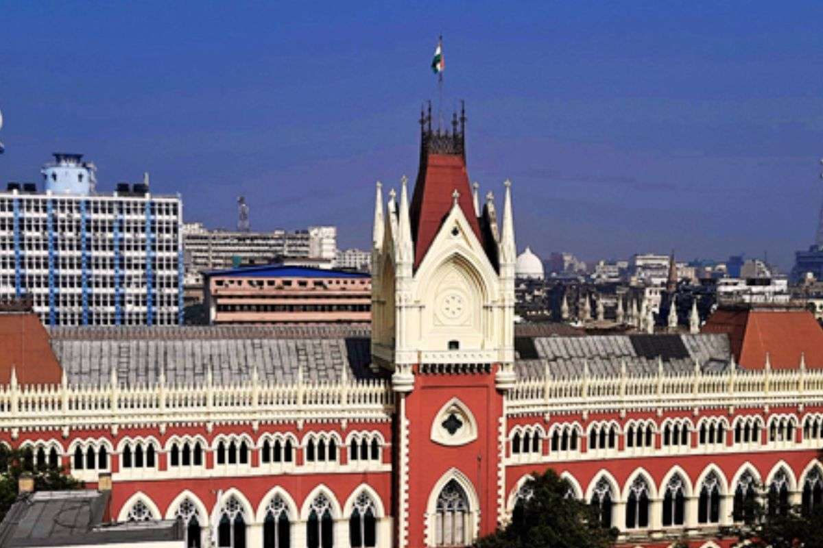 बंगाल के 32 हजार शिक्षकों को बड़ी राहत, नियुक्ति रद्द करने के फैसले को हाईकोर्ट की खंडपीठ ने किया खारिज