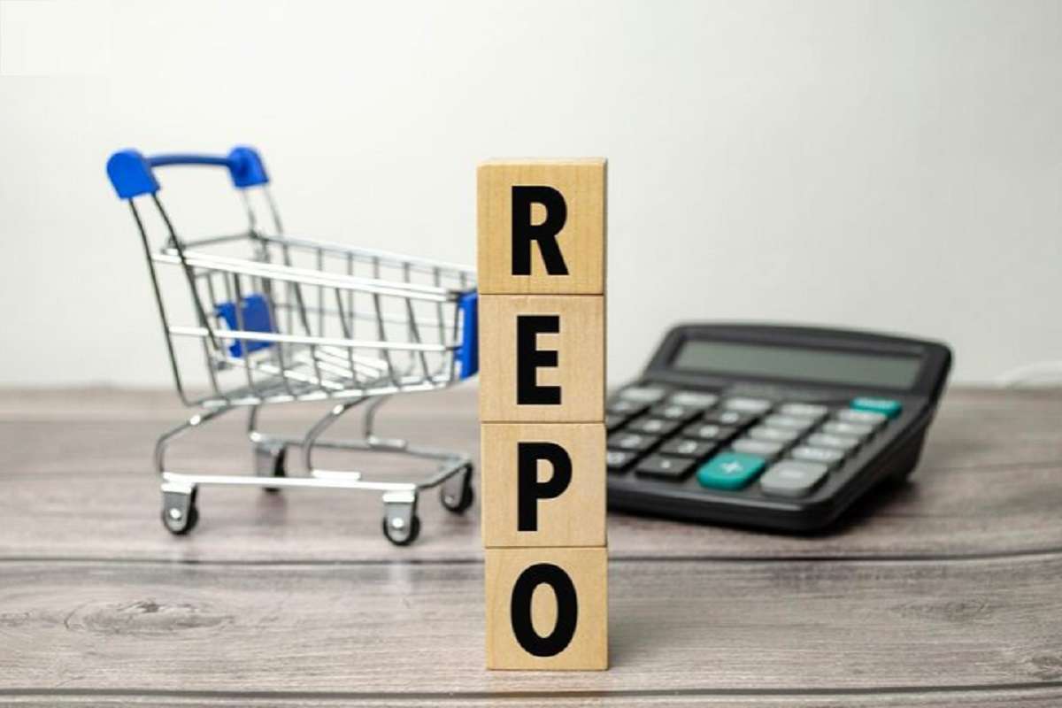 RBI Repo Rate: ब्याज दरों में 0.25% कटौती कर सकता है आरबीआई, 5 दिसंबर को रेपो रेट का ऐलान
