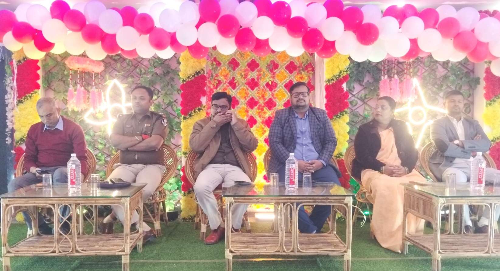 व्यवसायियों के साथ बैठक में सुरक्षा व ड्रग्स नियंत्रण पर जोर
