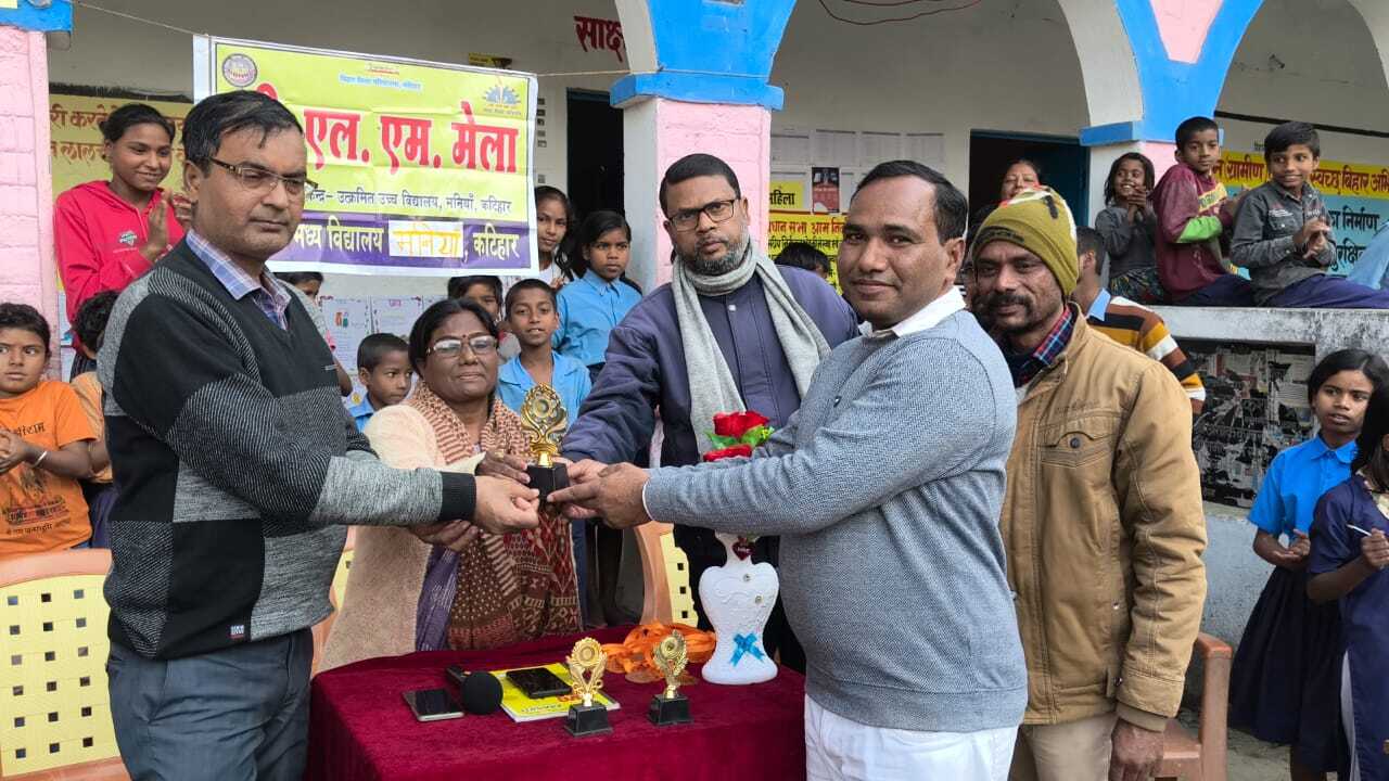 टीएलएम मेला में अबुल कलाम आज़ाद बने प्रथम विजेता