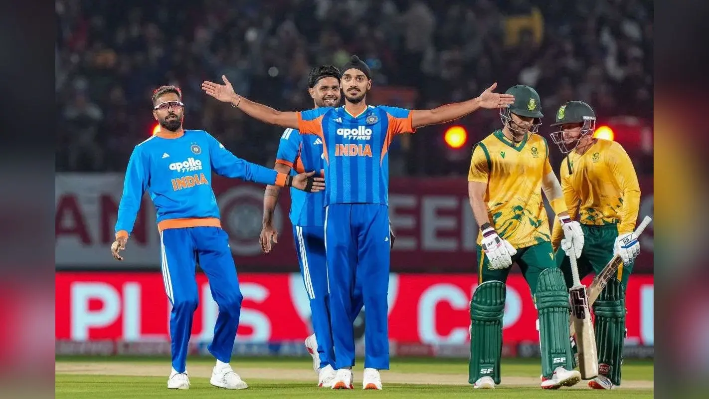 IND vs SA: अर्शदीप सिंह ने बड़ा कारनामा, भुवनेश्वर कुमार को पछाड़ ऐसा करने वाले पहले भारतीय गेंदबाज बने
