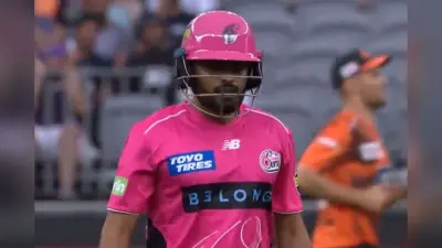 BBL डेब्यू में फ्लॉप हुए Babar Azam, 5 गेंद खेल हुए आउट, Video वायरल
