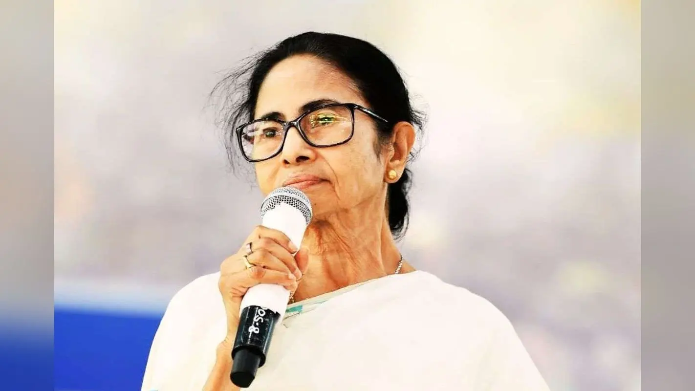 ममता बनर्जी ने अब तक नहीं भरा एनुमरेशन फॉर्म, मुर्शिदाबाद में कह दी बड़ी बात