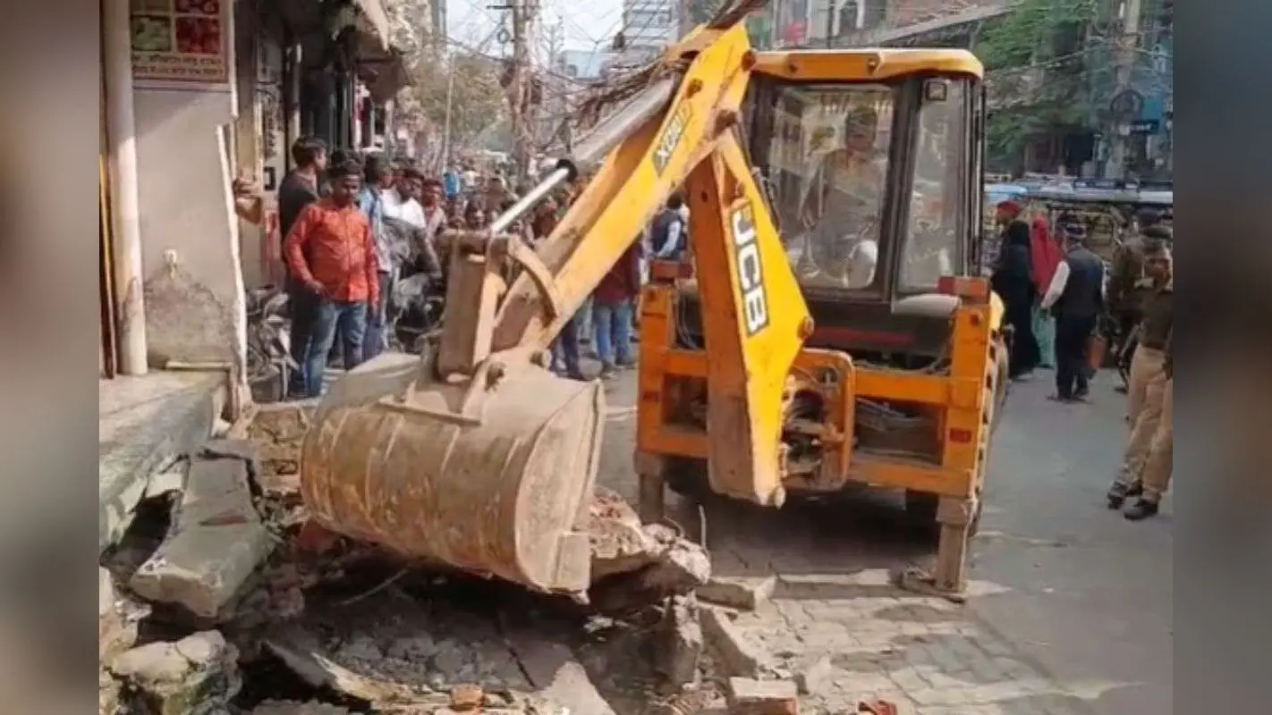 बिहार के दो जिलों में शुरू हुआ बुलडोजर एक्शन, प्रशासन की बड़ी कार्रवाई