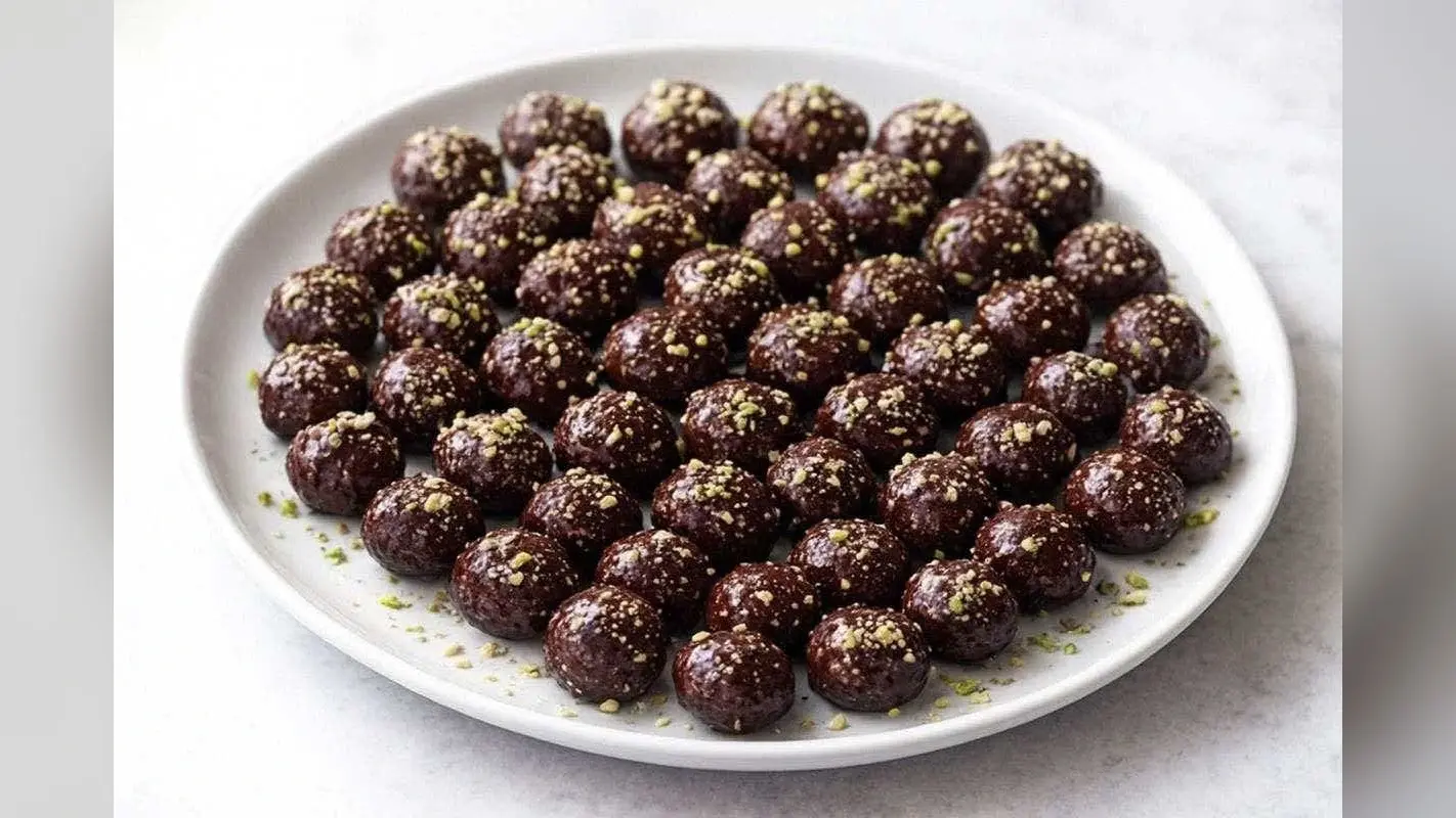 Chocolate Makhana Recipe: घर पर बनाएं हेल्दी, कुरकुरे और चॉकलेटी मखाने, स्नैकिंग के लिए परफेक्ट