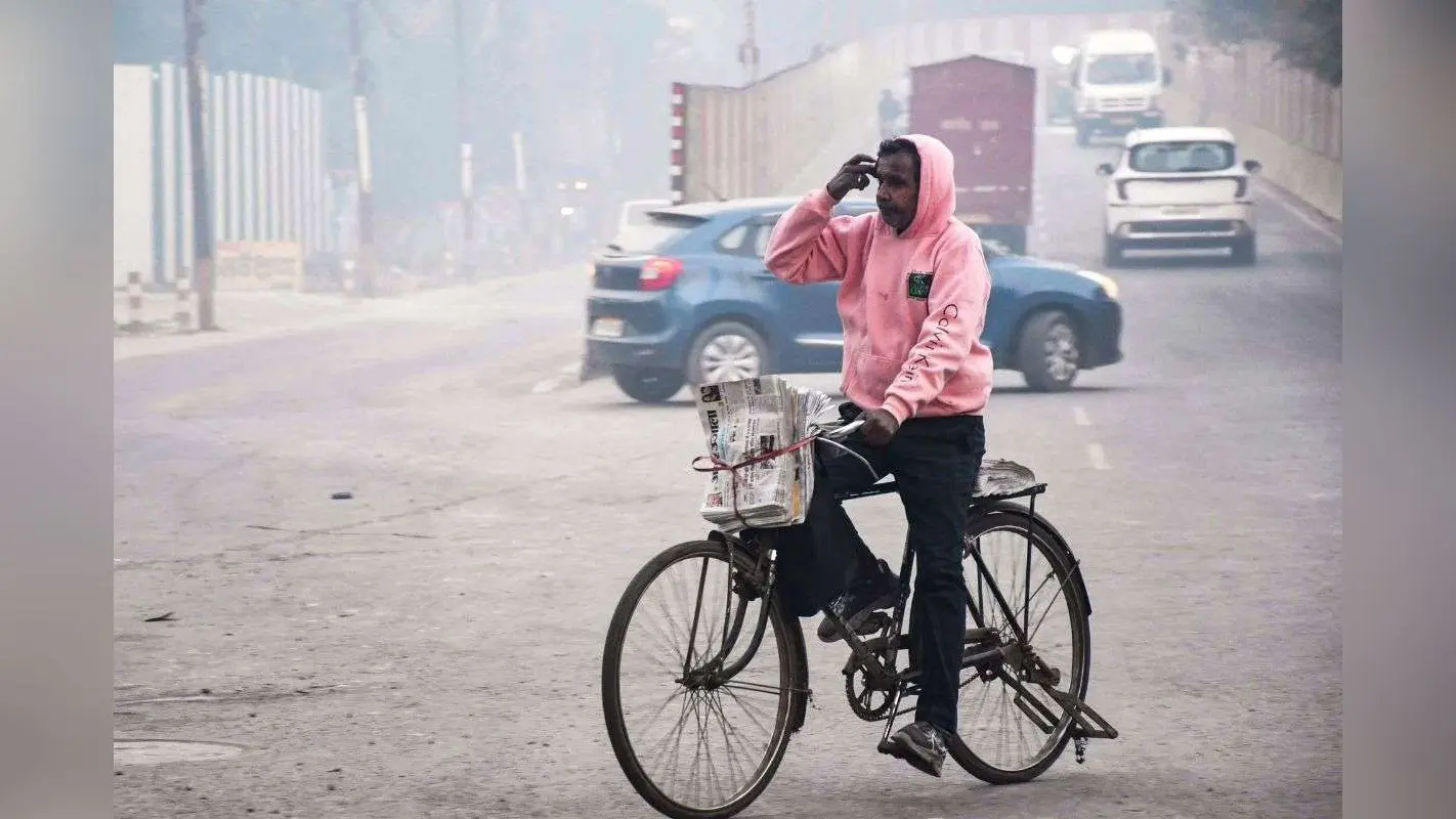 Cold and Rain Alert: इन राज्यों में छा सकता है घना कोहरा, कोल्ड वेव वॉर्निंग, बारिश से और बढ़ेगी सर्दी
