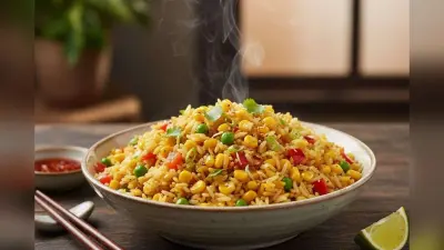 Corn Fried Rice: लंच को खास बनाएगा चटपटे मसालों से बना कॉर्न फ्राइड राइस