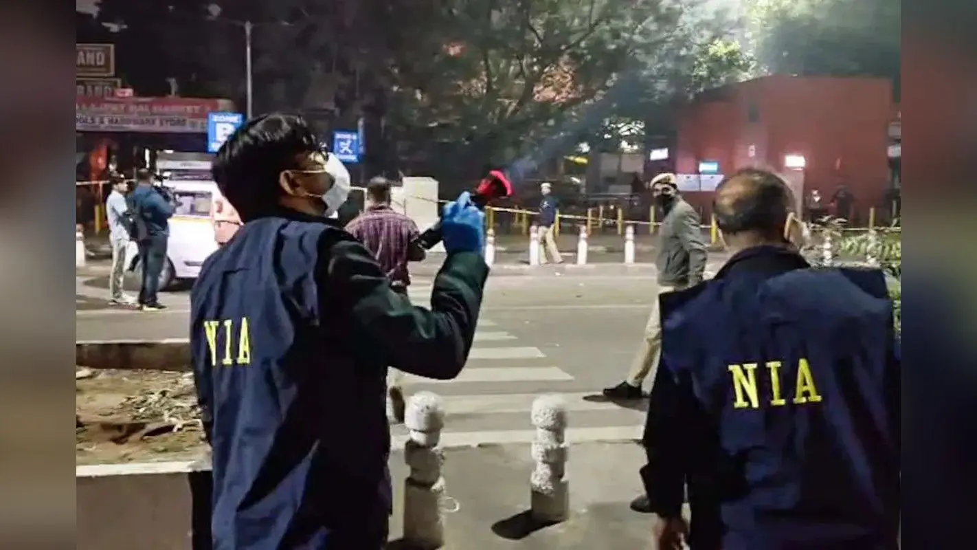 Delhi Blast Case: NIA ने दिल्ली ब्लास्ट मामले में की छापेमारी, यूपी से लेकर जम्मू-कश्मीर तक कार्रवाई