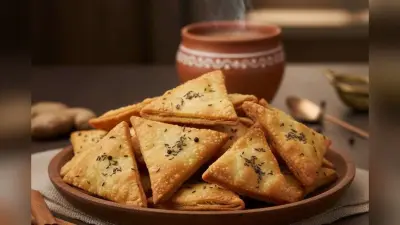 Nimki Recipe: इस कुरकुरी निमकी से बढ़ जाएगा आपकी चाय का स्वाद, देर किए बिना नोट करें आसान रेसिपी