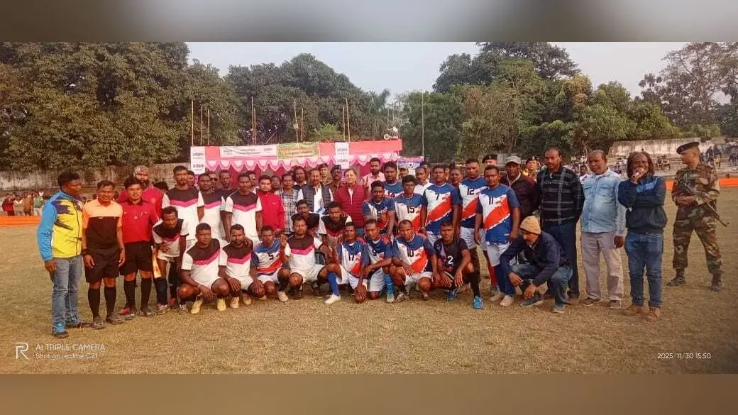 Chaibasa News : हेंब्रम स्पीच को हराकर कुर्सी एफसी चाईबासा बना विजेता