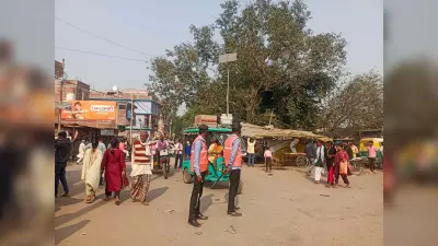 नासरीगंज–सकडडी मार्ग पर जाम हटाने के लिए तैनात किये गये निजी सुरक्षा बल