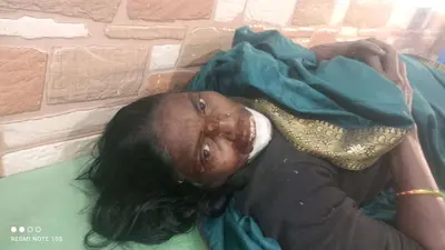 Dhanbad News : डी-नोबिली स्कूल चंद्रपुरा जा रही कार ने बाइक को मारा धक्का, मां-बेटा घायल