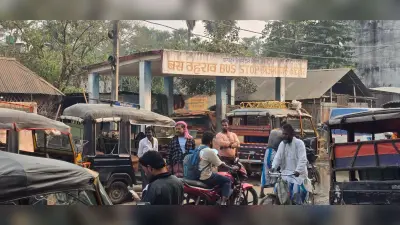 बस पड़ाव भवन अतिक्रमण का शिकार, कार्रवाई नहीं