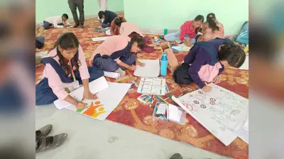 जिला स्तरीय युवा उत्सव में उमड़ा उत्साह: 250 से अधिक प्रतिभागियों ने दिखाया कला का जौहर