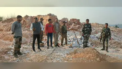 Giridih News :अवैध माइका व पत्थर खनन के खिलाफ चला छापेमारी अभियान