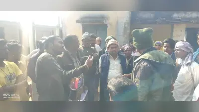 Giridih News :सहायक शिक्षक के परिवार ने ग्रामीण को पीटा, इंकार