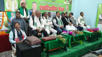 Giridih News :लाभार्थियों को योजनाओं से लाभान्वित करें कार्यकर्ता : संजय सिंह