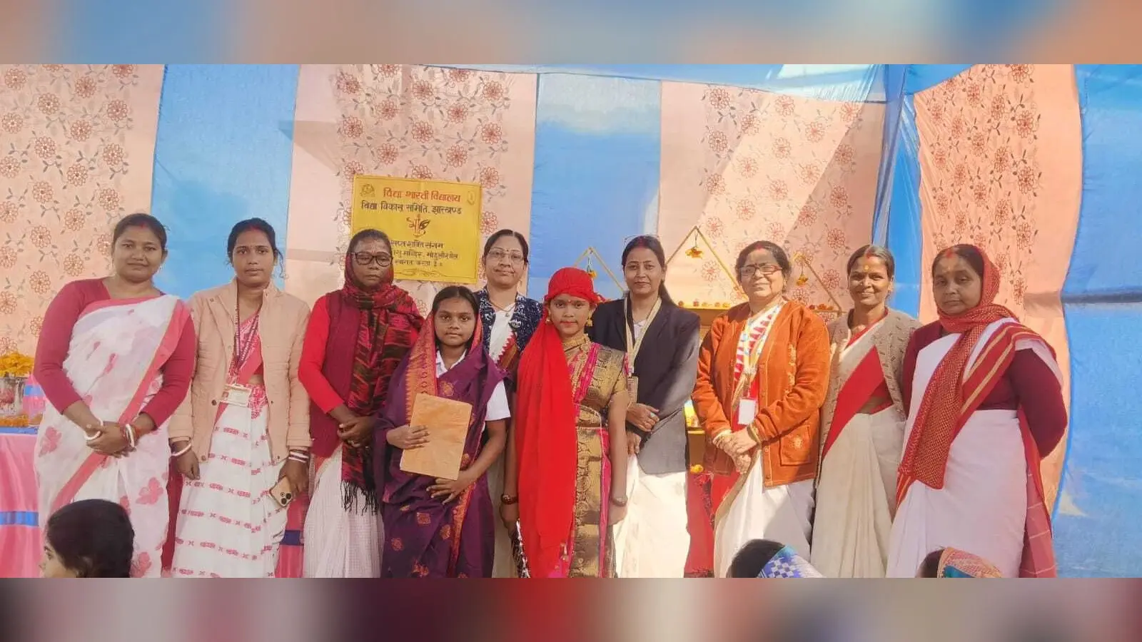 Chaibasa News : सावित्री व शांति को मिला विशिष्ट माता का सम्मान