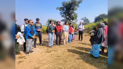 आइआइएम के विद्यार्थियों के साथ दीदियों ने साझा की सामाजिक संघर्षों व सहभागिता की चुनौतियों की बात