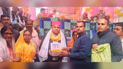 सेवानिवृत्त एचएम को सम्मान पूर्वक दी गयी विदाई
