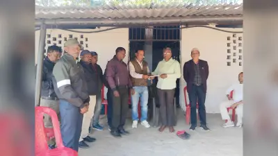 संघ के अध्यक्ष के साथ सांसद से मिले सहायक अध्यापक