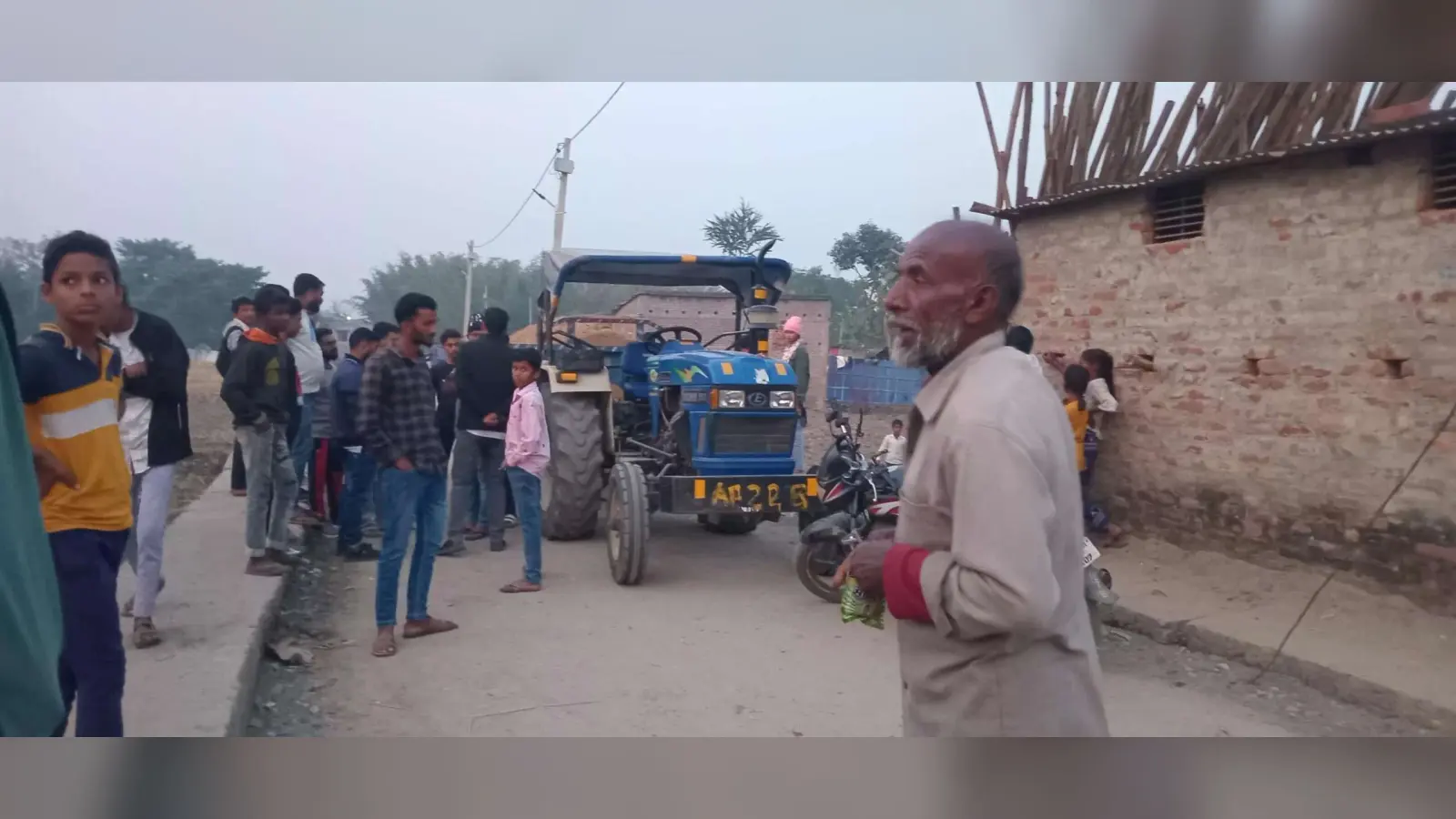 तीन वर्षीय बच्ची को ट्रैक्टर ने रौंदा, मौत