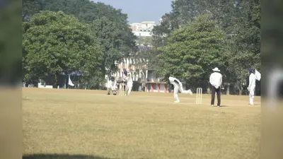 Kolhan university inter college cricket torunament : करीम सिटी कॉलेज व जीआइआइटी सेमीफाइनल में
