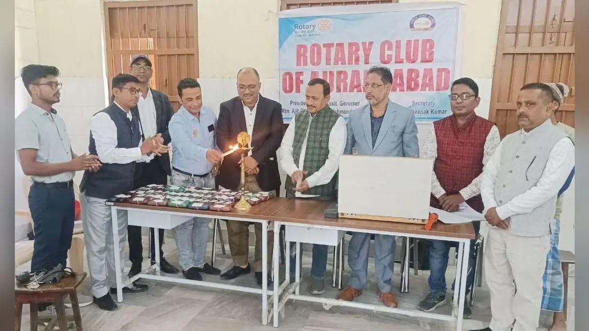 मंडलकारा में शिविर लगाकर रोटरी क्लब ने की बंदियों की नेत्र जांच