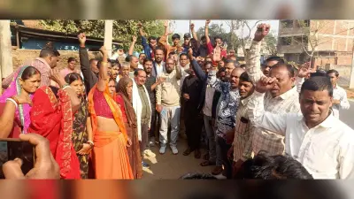 Giridih News :बरजो मुखिया पर हमले की पूर्व विधायक ने ली जानकारी