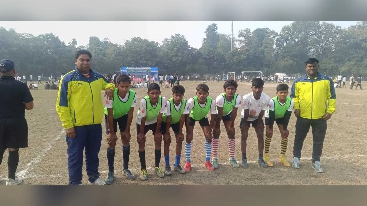 फुटबॉल मैच में गोलू के बेहतरीन प्रदर्शन से कैमूर ने जहानाबाद को हराया
