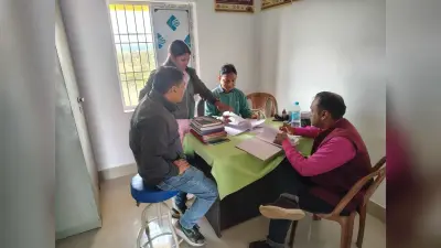 चिकित्सकों की टीम ने स्वास्थ्य उपकेंद्रों का लिया जायजा