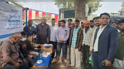 ऑटो-टोटो चालकों ने लगाया हेल्थ कैंप, 250 की हुई जांच