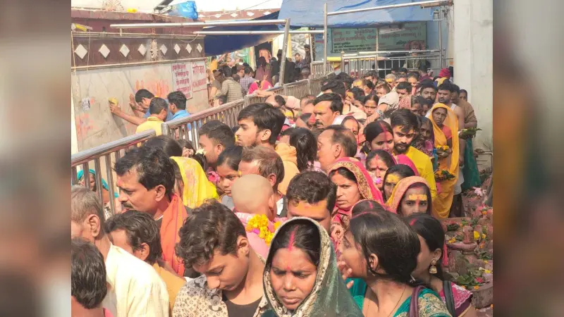 45 हजार भक्तों ने की फौजदारीनाथ की पूजा-अर्चना
