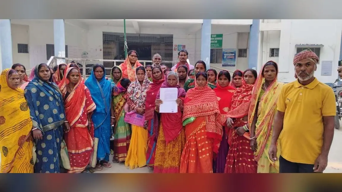 पुनर्वास को महानंदा बांध पर ली शरण, हटाने का निर्देश