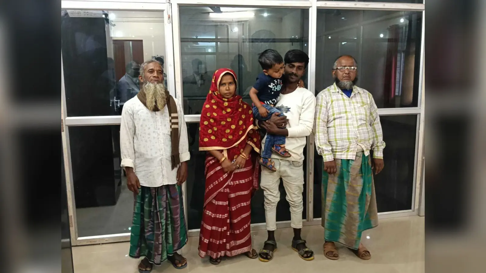 कुटुंब न्यायालय ने अलग रहे दंपती को मिलवाया