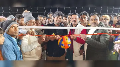 बॉलीवॉल फाइनल में यूपी के नसीरुद्दीन की टीम ने शील्ड कब्जाया