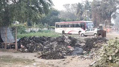 विद्यालय के निकट नपं की ओर से कचरा डंप करने से बच्चों की पढ़ाई हो रही प्रभावित