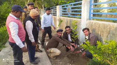 एसडीओ ने पार्क में किया पौधरोपण