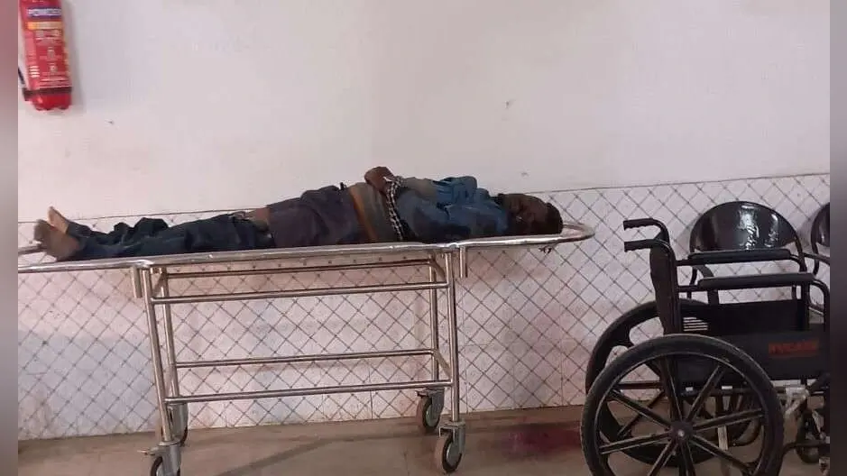 अनियंत्रित होकर बाइक गिरी पुल के नीचे, चालक की मौत