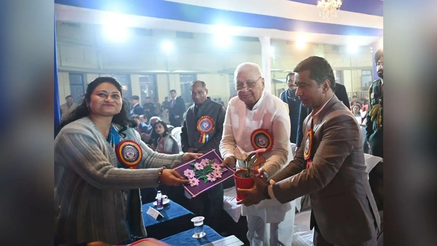 संत जेवियर्स हाइस्कूल- शिक्षा का मूल उद्देश्य लोगों के विचार में परिवर्तन लाना है : राज्यपाल