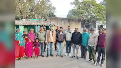 दमघोंटू धुआं, गैस का रिसाव और आबादी की ओर बढ़ती आग से स्थिति भयावह