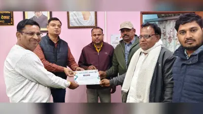 उत्कृष्ट कार्य के लिए पंचायत सचिव हुए सम्मानित