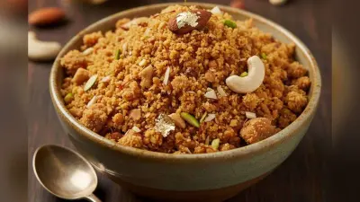 Punjabi Gud Panjiri Recipe: सर्दियों में स्वस्थ रहने के लिए जरूर ट्राई करें स्वादिष्ट पंजाबी गुड़ पंजीरी, नोट कर लें रेसिपी