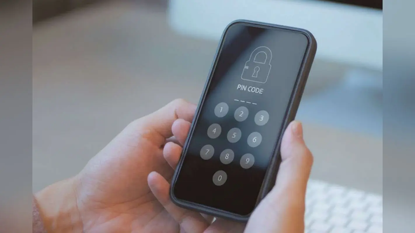 How To Unlock Locked Phone: फोन का पासवर्ड भूल गए? बिना सर्विस सेंटर जाए कर पाएंगे अनलॉक, करें ये स्टेप्स फॉलो