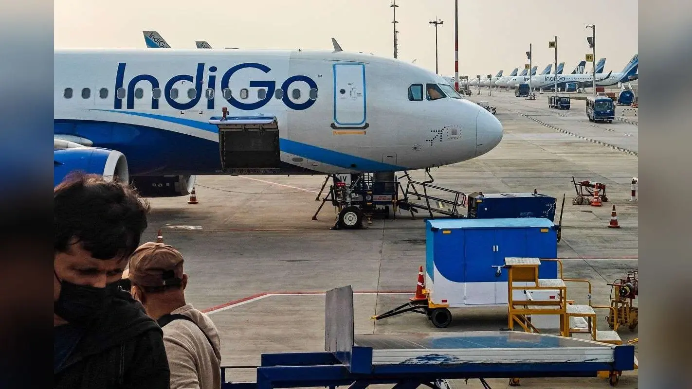 Indigo Flights Cancelled: इंडिगो की 300 से अधिक उड़ानें रद्द, संकट गहराया