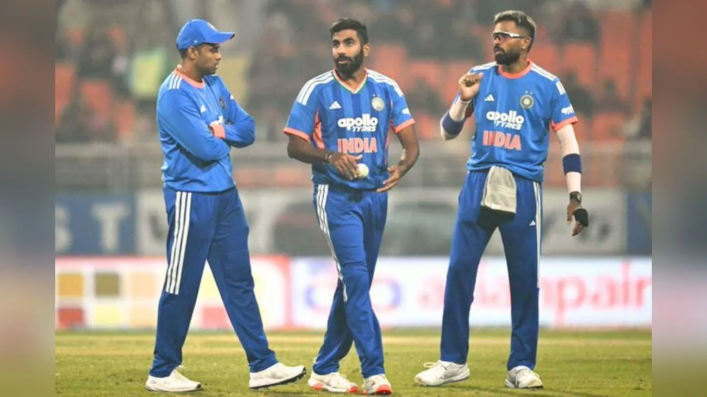 न्यूजीलैंड के खिलाफ वनडे सीरीज में कट सकता है इन दिग्गजों का पत्ता, बुमराह का नाम लिस्ट में शामिल