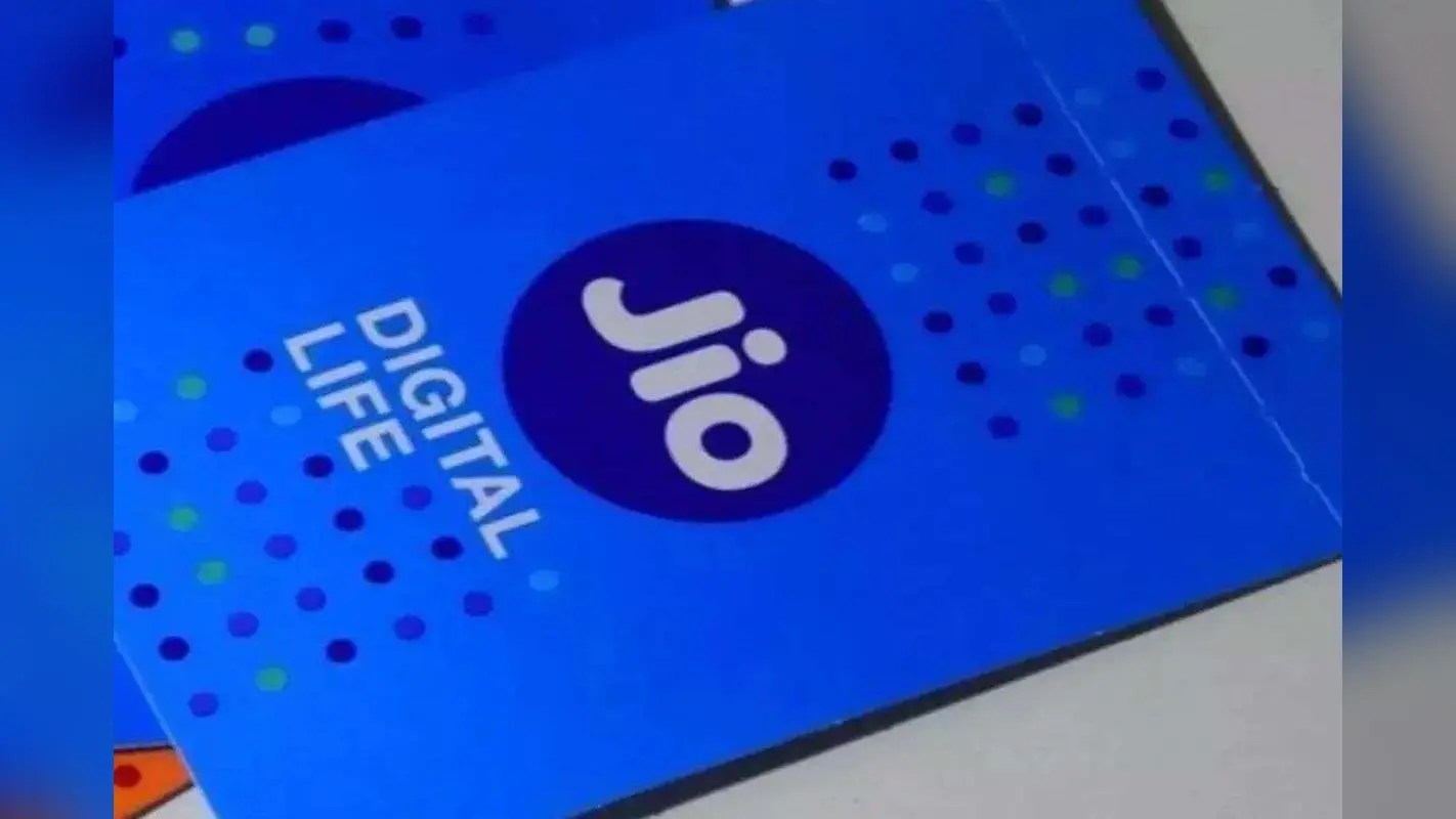 Jio का न्यू ईयर सरप्राइज, पेश किये 3 नये धमाकेदार प्लान्स, फायदे देख तुरंत कर लेंगे रिचार्ज
