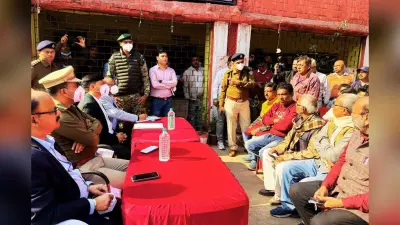 डीसी, एसएसपी और बीसीसीएल के सीएमडी केंदुआडीह पहुंचे, गैस प्रभावित क्षेत्र का लिया जायजा