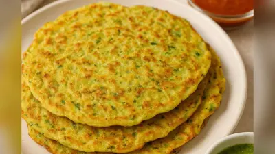 Lauki-Suji Chilla Recipe: सुबह की टेंशन खत्म, आज ही ट्राई करें झटपट बनने वाली लौकी-सूजी चीला की रेसिपी
