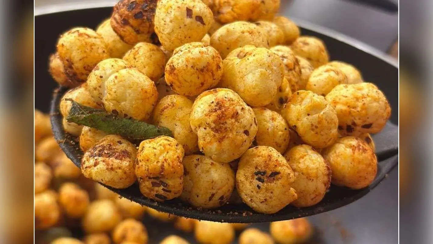 Masala Makhana Recipe: सिर्फ 5 मिनट में बनाएं सबसे क्रिस्पी और हेल्दी स्नैक